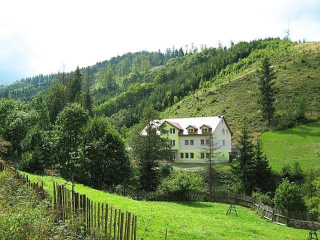 Hotel Bocy Oscadnica Exterior foto